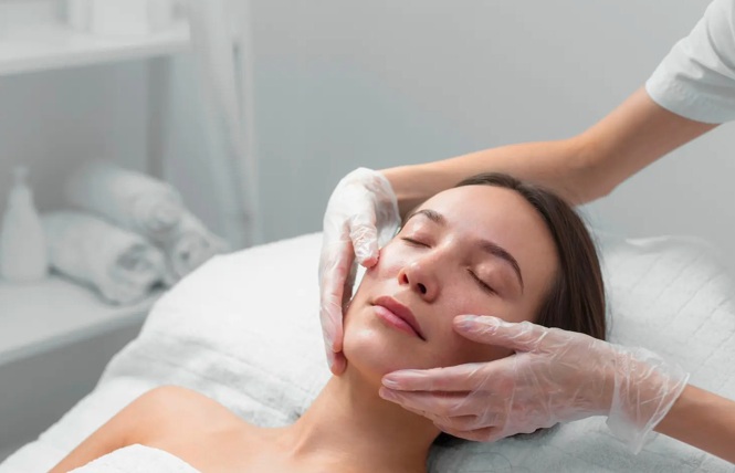 Desvelando el futuro de la belleza: El universo de los centros médico-estéticos y la formación avanzada 1 Desvelando el futuro de la belleza: El universo de los centros médico-estéticos y la formación avanzada